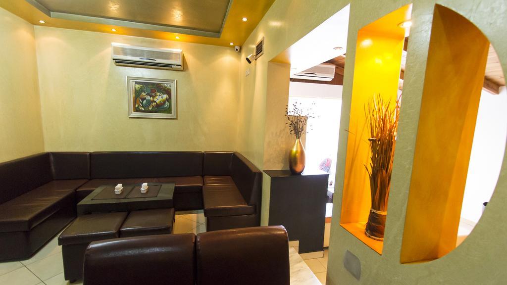 Vila 57 Hotel Tirana Esterno foto